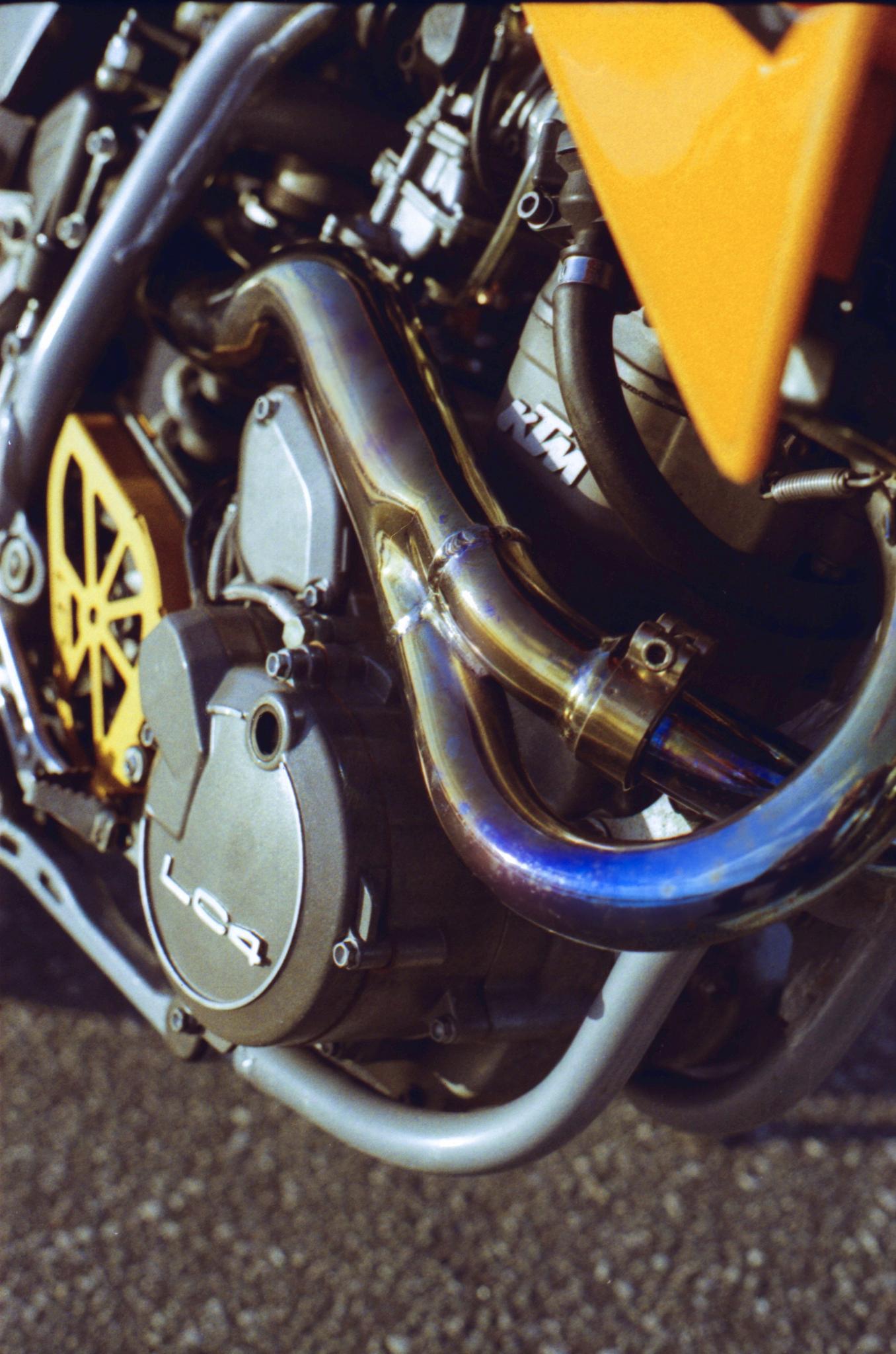 KTM LC4 header